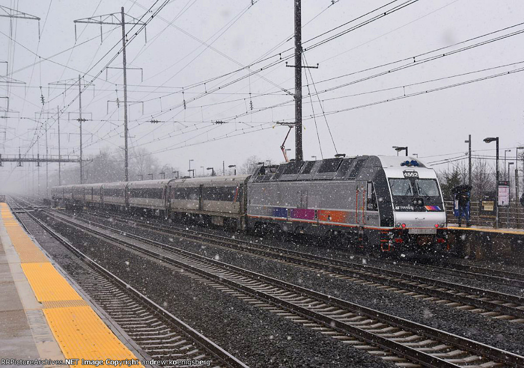 NJT 4552